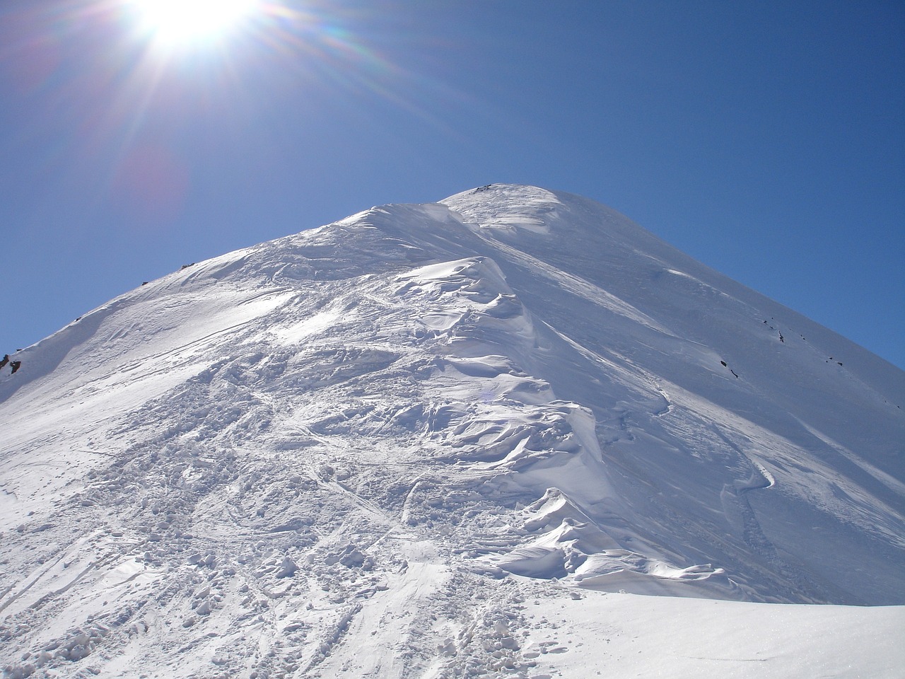 冬季探险记安波滑雪场，雪的诗篇，速度与激情的碰撞